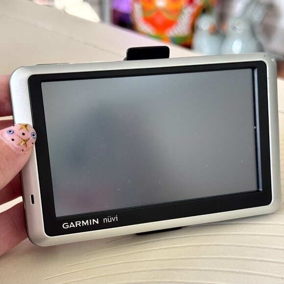 Garmin nüvi 1300 GPS Navigator w/ All Accessories + Carry Case Excellent Con. - Picture 1 of 13